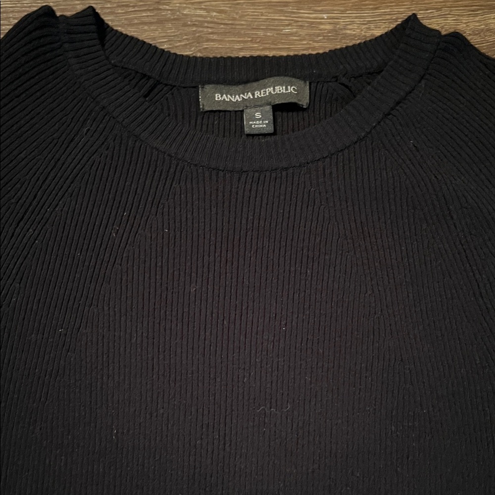 Express Black Ribbed Knit Top - Picture 2 of 5